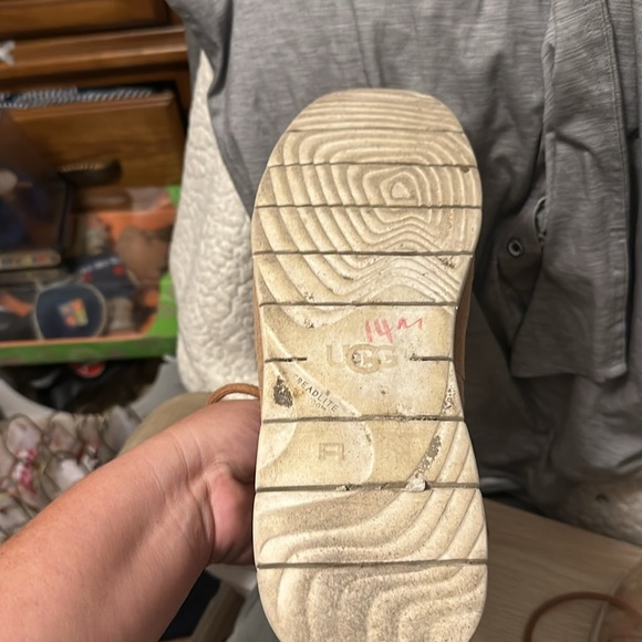 Men’s Ugg brown suede Chukka boots size 11 - Picture 6 of 6